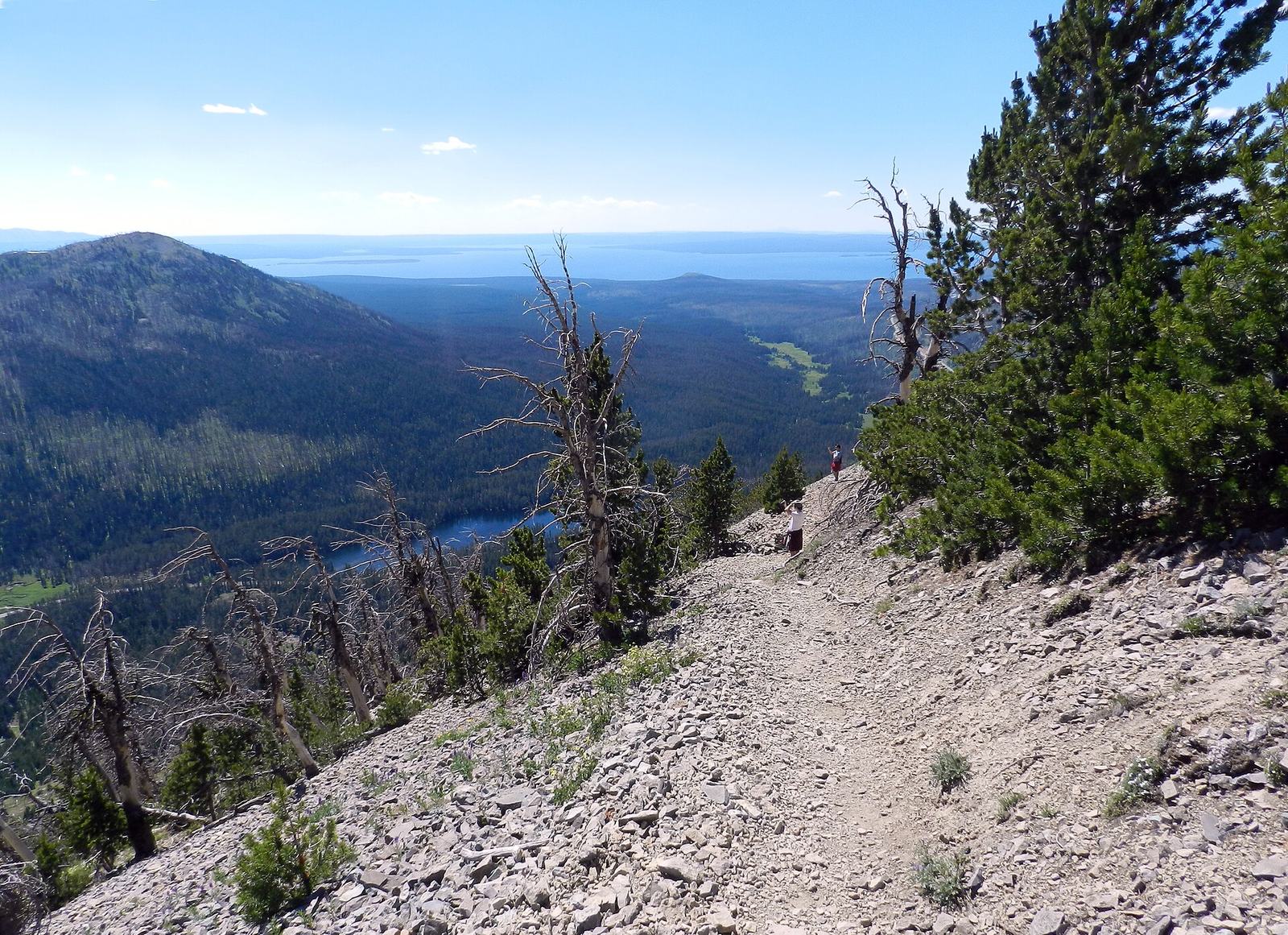 Best Hikes in Yellowstone: Trails by Area, Difficulty and Season (With Current Closures)