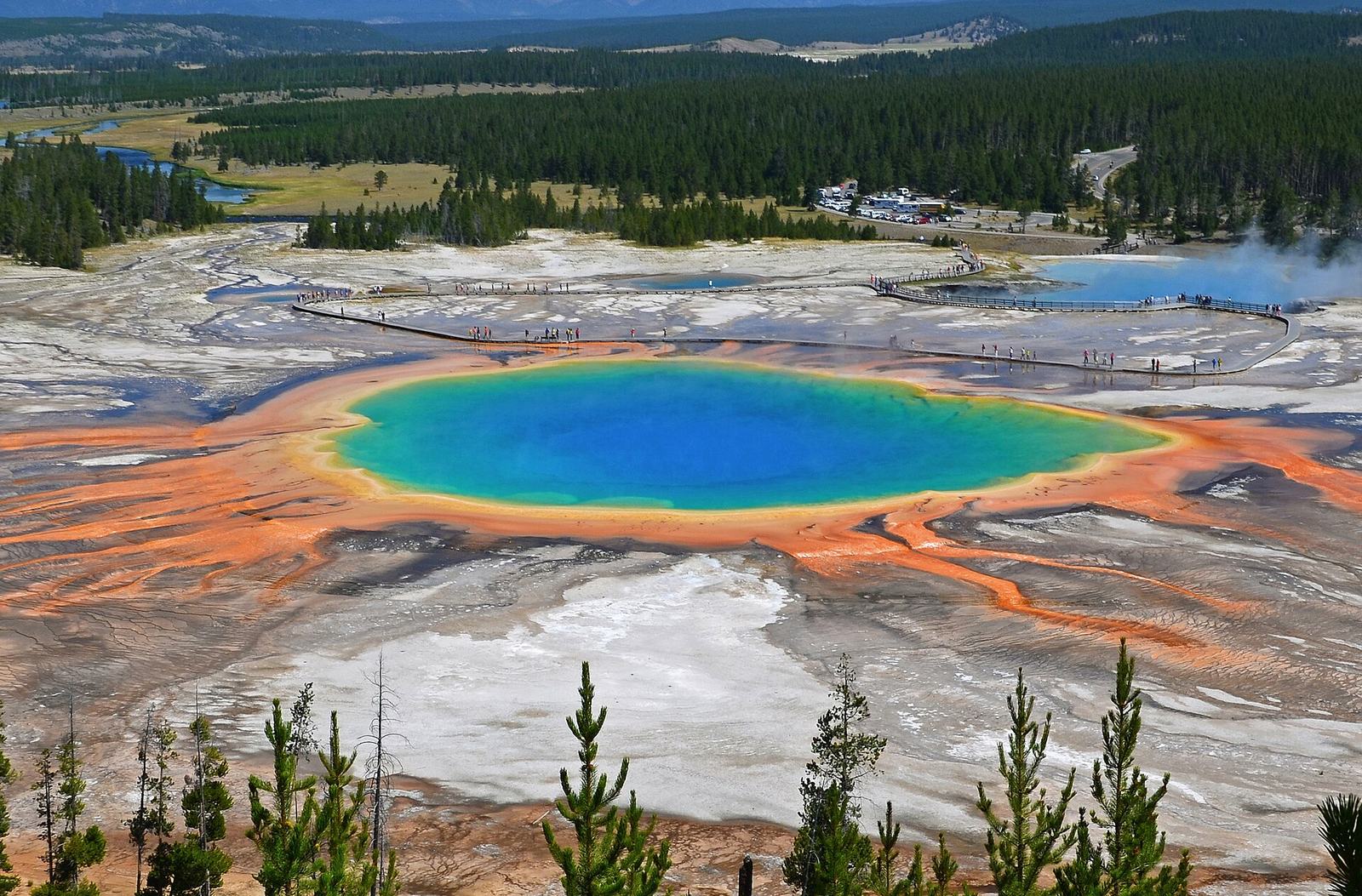 Grand Prismatic Spring: The Complete Visitor Guide to the Boardwalk, Overlook, Parking and Timing