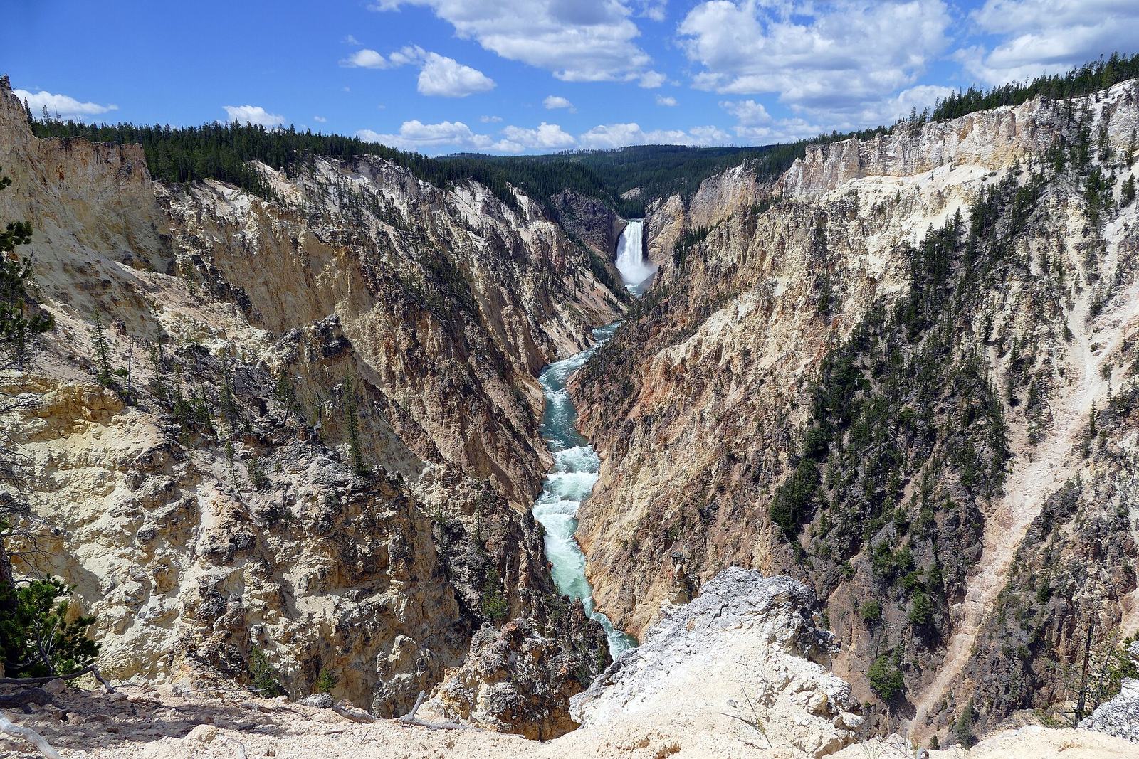 How Many Days in Yellowstone Do You Really Need?