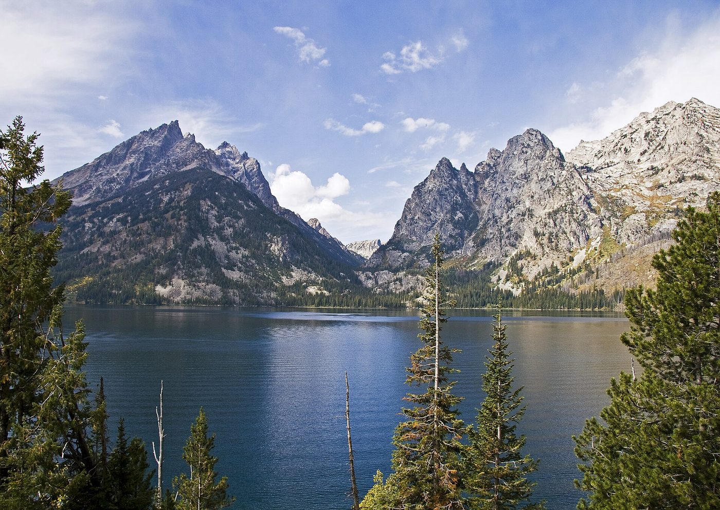 Jenny Lake with the mouth of Cascade Canyon between steep granite peaks