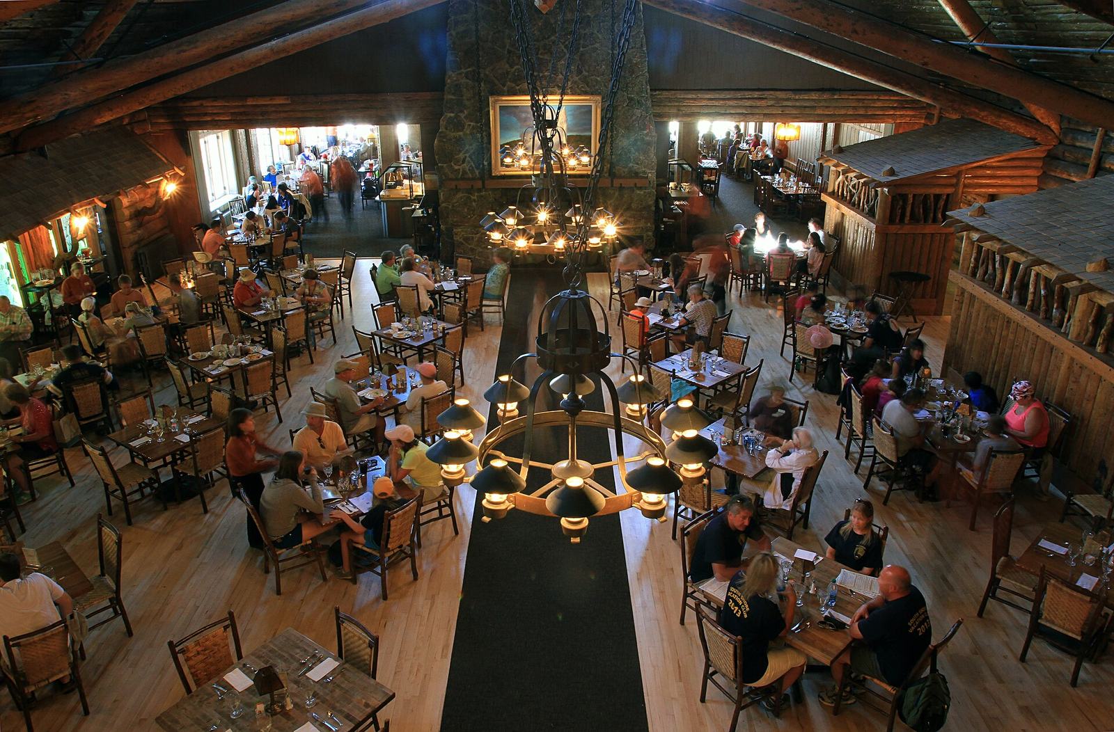 Where to Eat in Yellowstone: Every Restaurant, Cafeteria, Store and Picnic Spot
