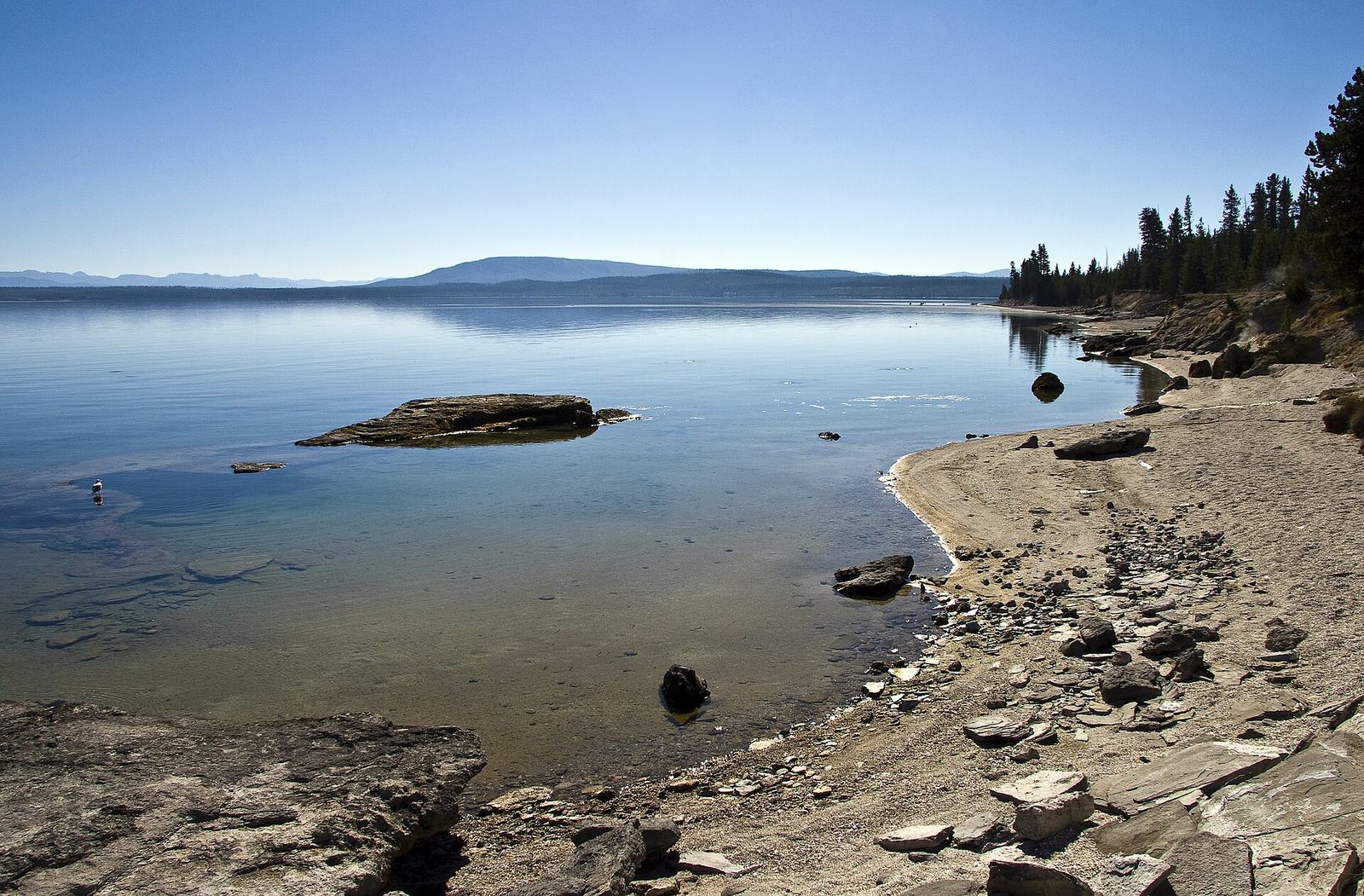 Yellowstone Lake: The Complete Guide to Lake Country in Yellowstone National Park