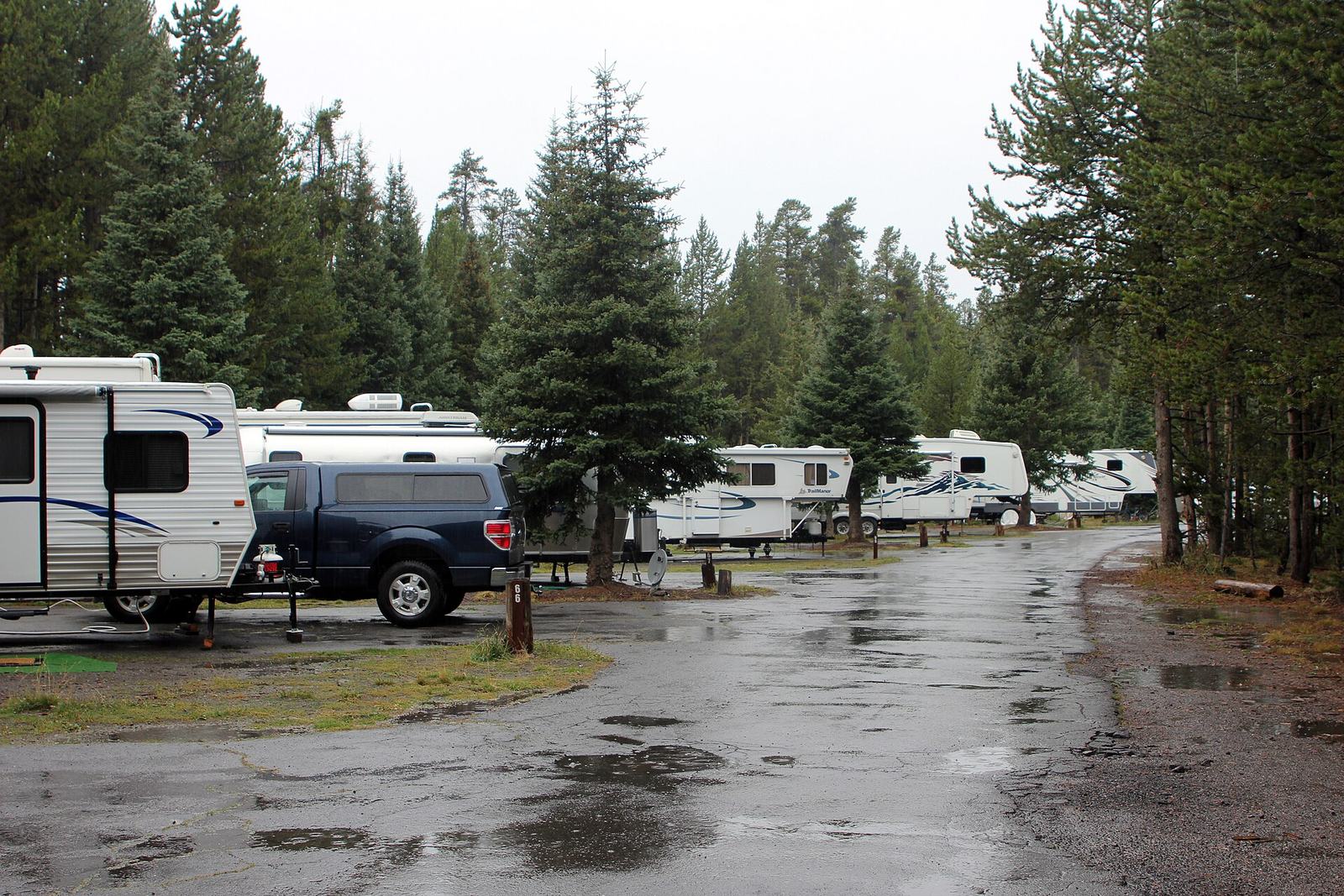 Yellowstone RV Camping: Campgrounds, Hookups, Length Limits and Driving Tips